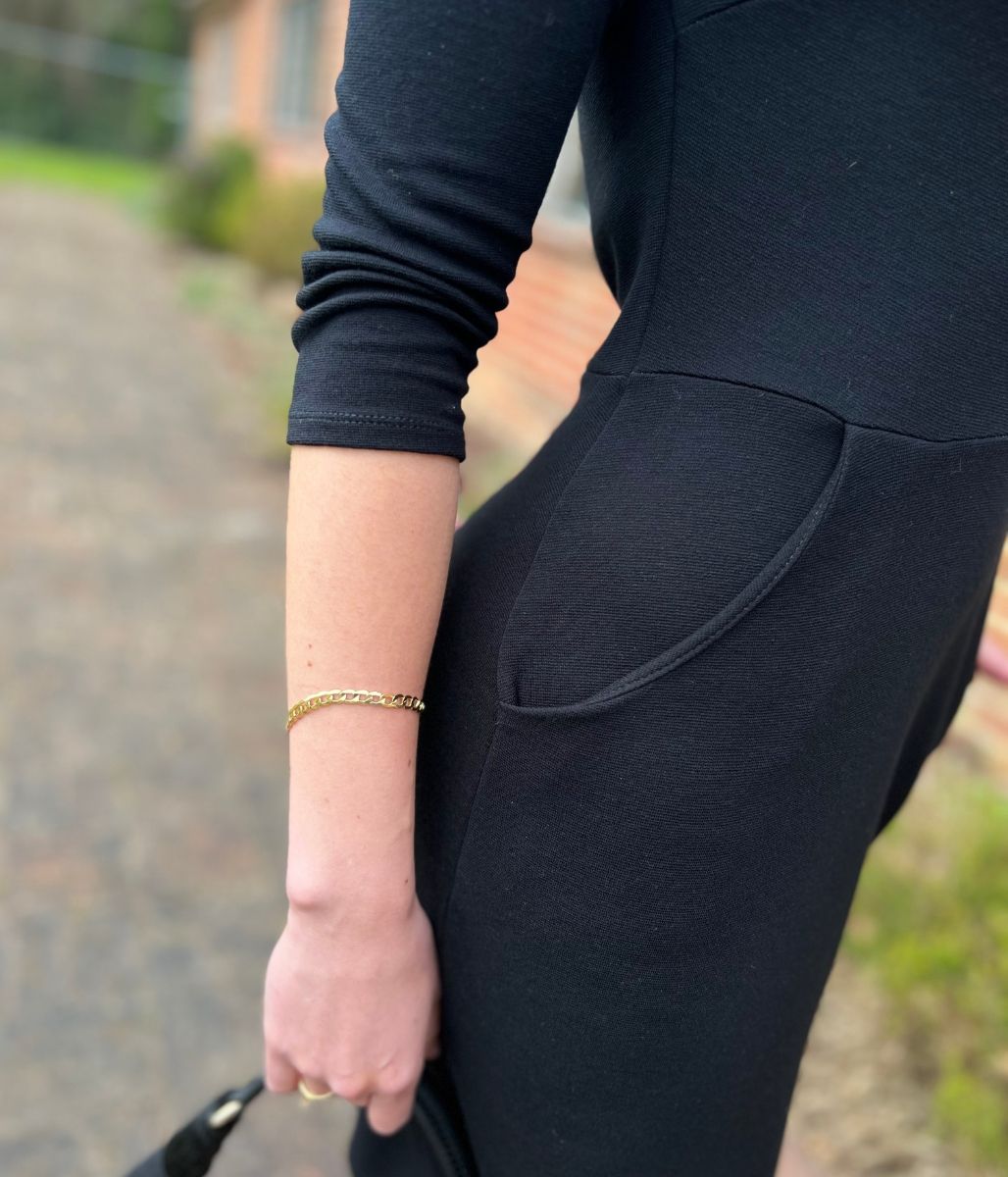 Black Keyhole Detail Dress