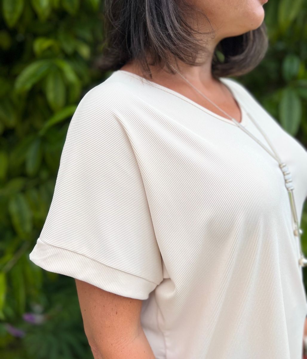 Natural Ribbed Necklace Top