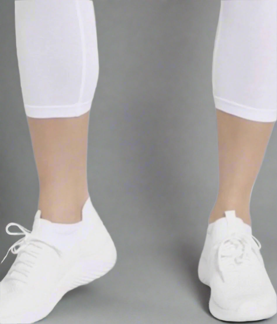 White Capri Stretch Leggings