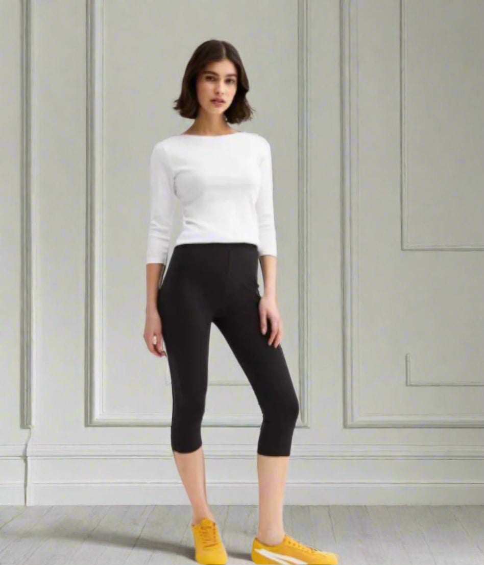 Black Capri Stretch Leggings