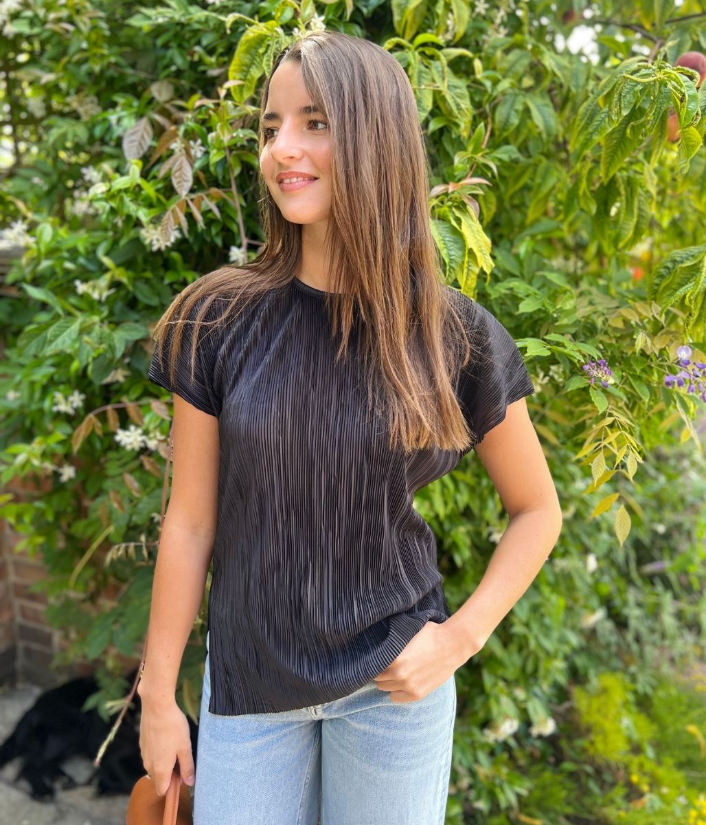 Black Plisse Top