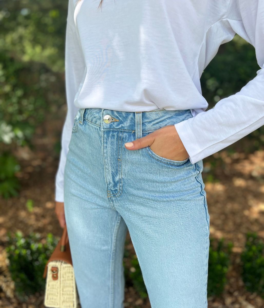 Light Blue Tori Slim Fit Mom Jeans